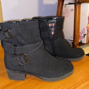 White Mountain Black Ankle Faux Suede Boots with Iron Buckle
